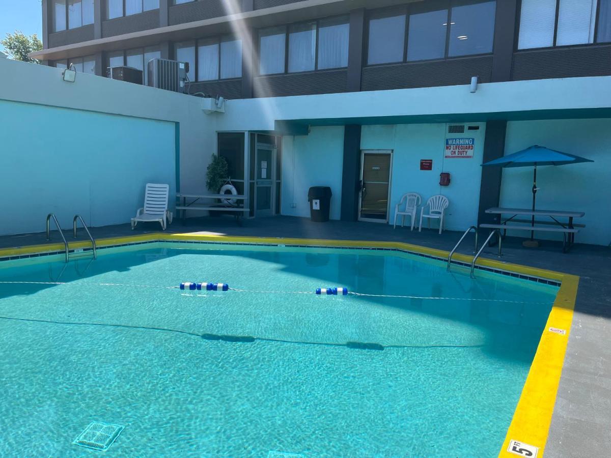 Quality Inn & Suites Cincinnati Luaran gambar