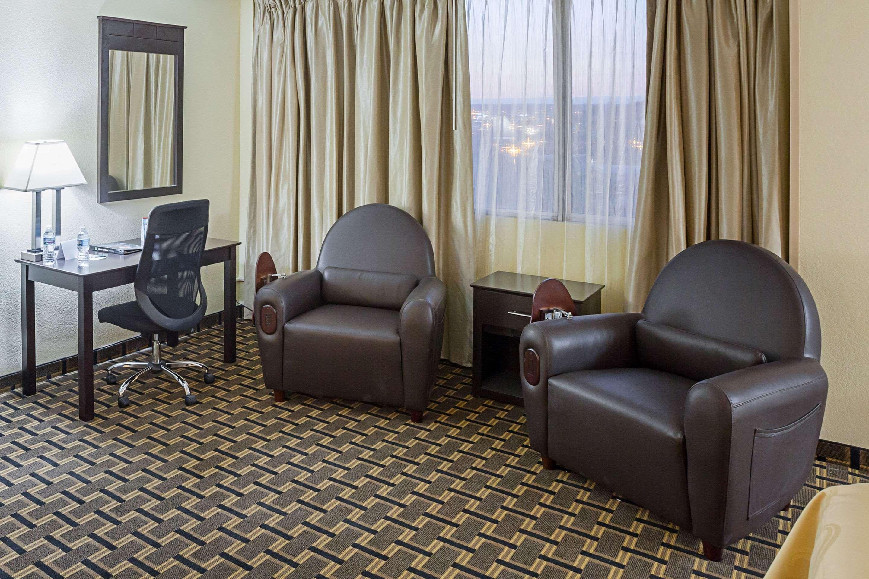 Quality Inn & Suites Cincinnati Luaran gambar